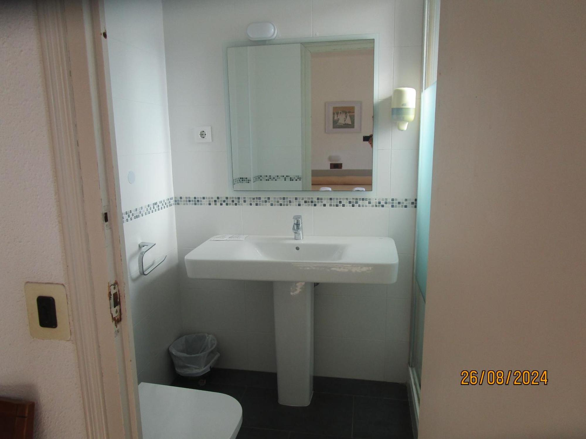 Hotel Apartaments Gesoria Porta Ferrada Сан Фелиу де Гиксолс Екстериор снимка