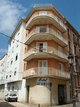 Hotel Apartaments Gesoria Porta Ferrada Сан Фелиу де Гиксолс Екстериор снимка