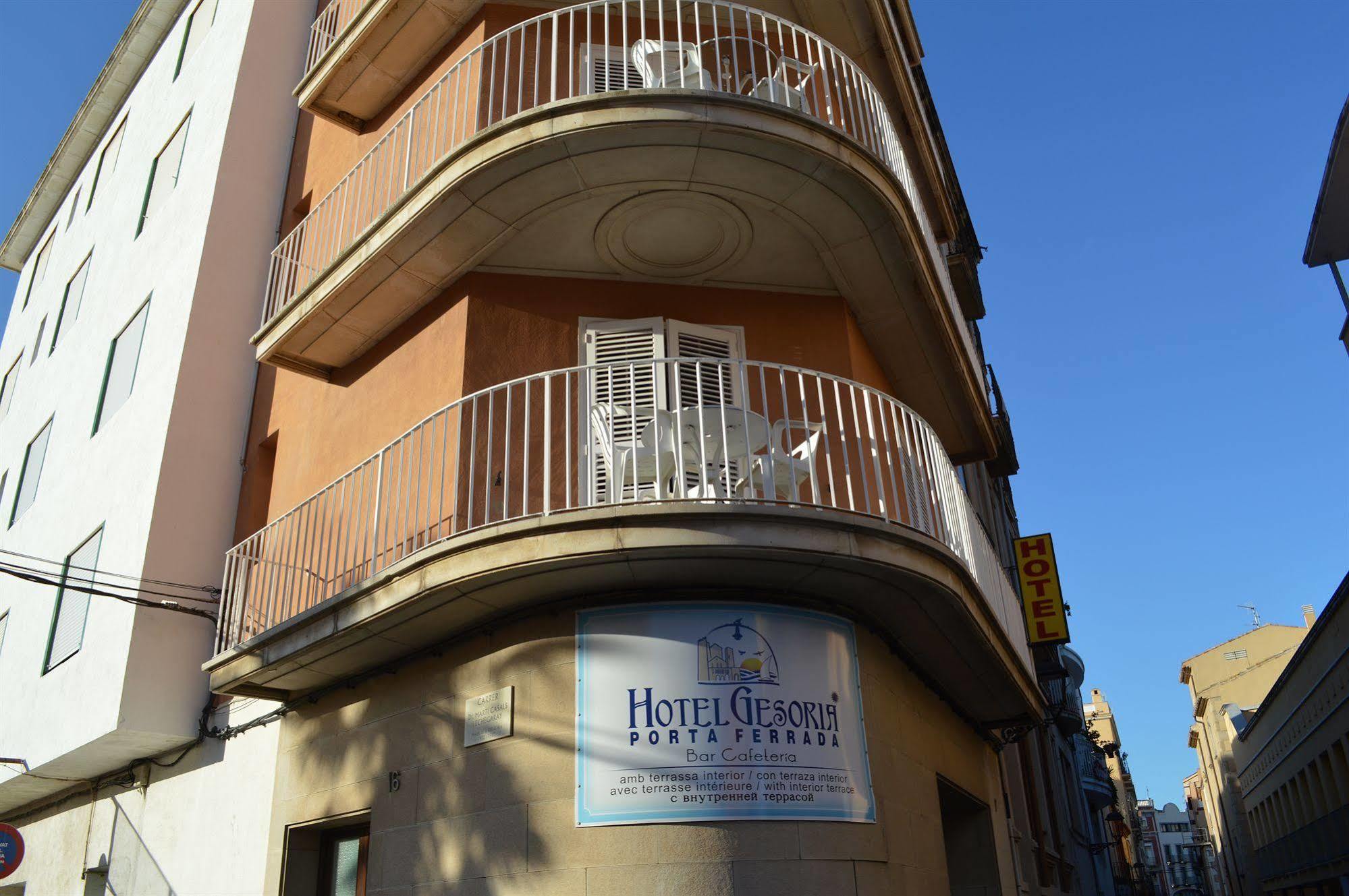 Hotel Apartaments Gesoria Porta Ferrada Сан Фелиу де Гиксолс Екстериор снимка