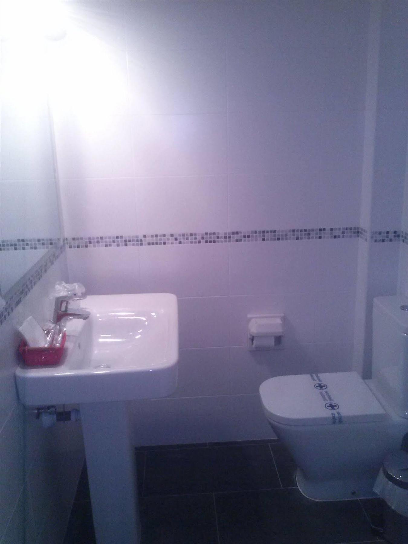 Hotel Apartaments Gesoria Porta Ferrada Сан Фелиу де Гиксолс Екстериор снимка