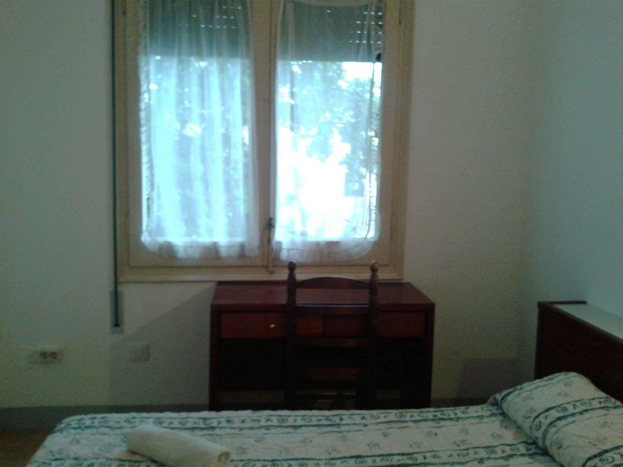 Hotel Apartaments Gesoria Porta Ferrada Сан Фелиу де Гиксолс Екстериор снимка